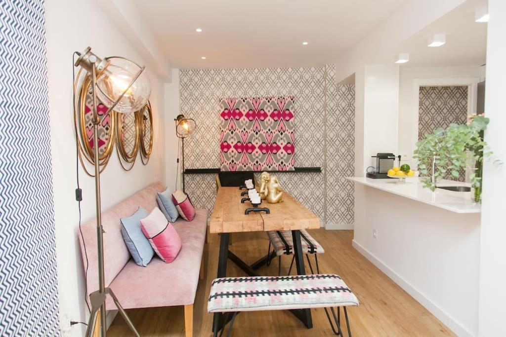 Modern & Nice Apartment. Old Town. Private Parking Sevilla Buitenkant foto