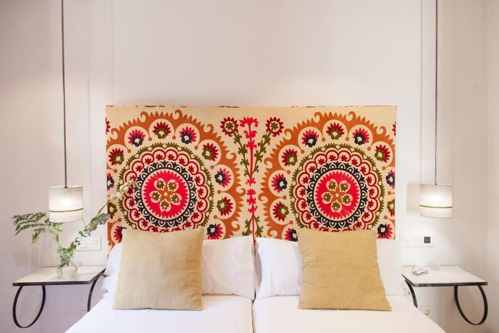 Modern & Nice Apartment. Old Town. Private Parking Sevilla Buitenkant foto