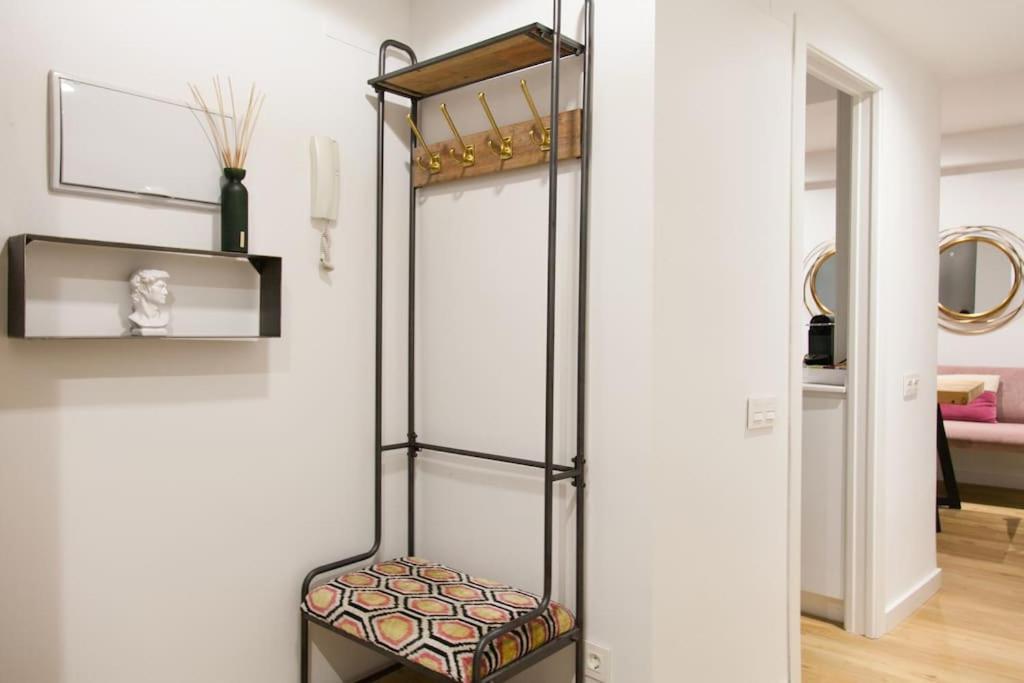 Modern & Nice Apartment. Old Town. Private Parking Sevilla Buitenkant foto