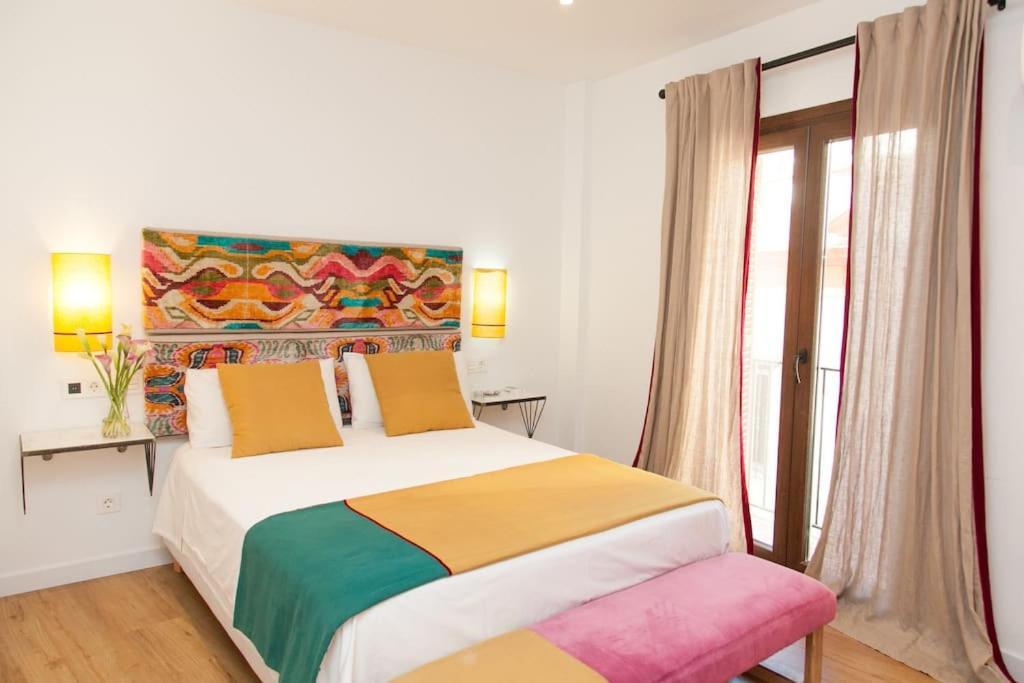 Modern & Nice Apartment. Old Town. Private Parking Sevilla Buitenkant foto